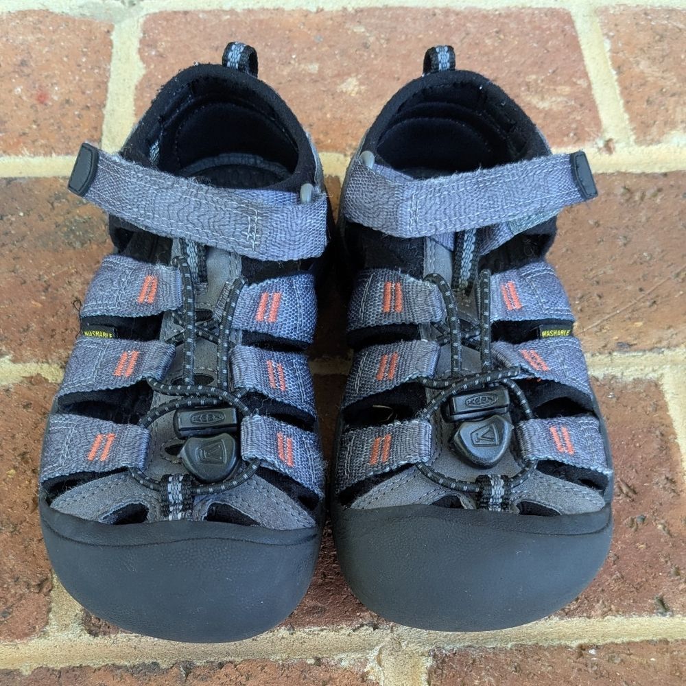Keen Newport H2 Gray Black Water Washable Durable Sandals Shoes Boys - Sz 13